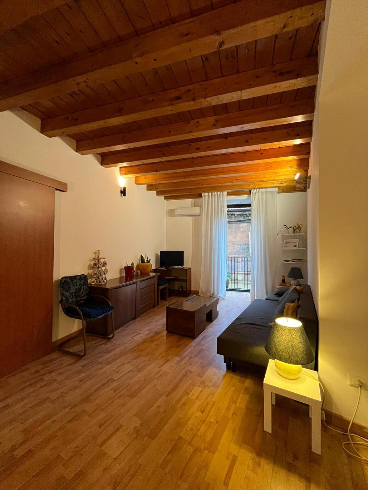 Fikus Apt Relax Castello Ursino Catania Bagian luar foto